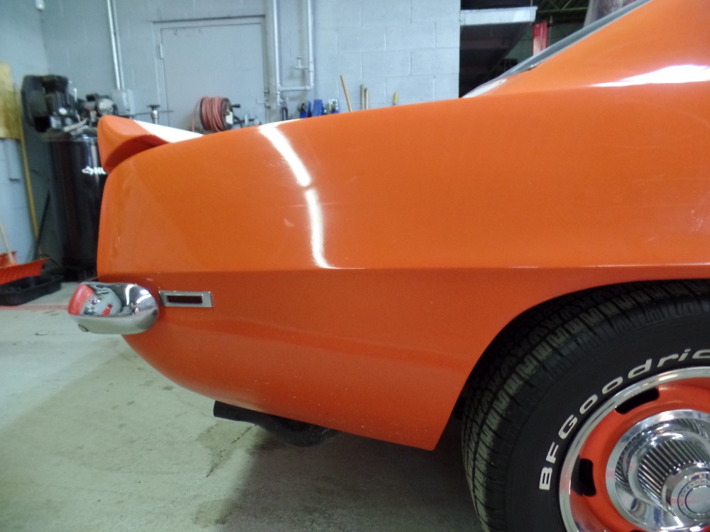 Used 1969 Chevrolet Camaro Z/28-4 SPEED-REAL X33-NEW HUGGER ORANGE-BLOWOUT PRICE | Mundelein, IL