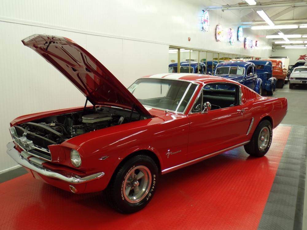 Used 1965 Ford Mustang FASTBACK 2+2-NEW PAINT | Mundelein, IL