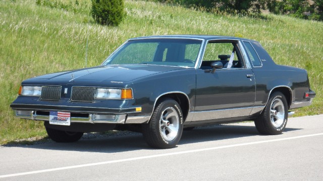 Used 1987 Oldsmobile Cutlass Supreme | Mundelein, IL