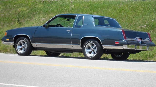 Used 1987 Oldsmobile Cutlass Supreme | Mundelein, IL