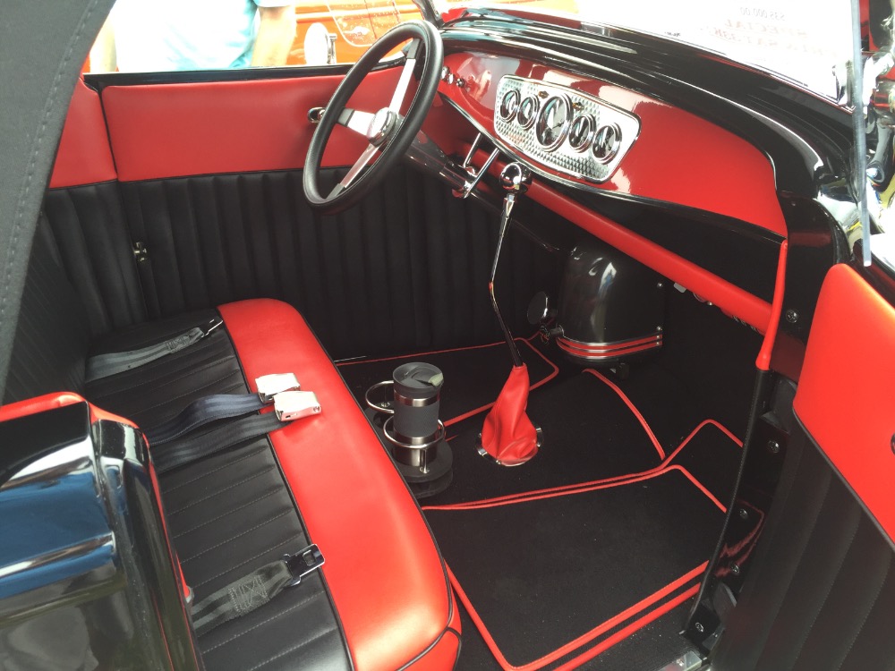 Used 1932 Ford Highboy Roadster Magazine car-Purchased from BUILDER- Show piece- Street Rodder magazine- | Mundelein, IL