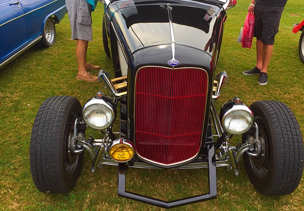 Used 1932 Ford Highboy Roadster Magazine car-Purchased from BUILDER- Show piece- Street Rodder magazine- | Mundelein, IL