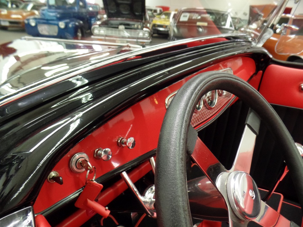 Used 1932 Ford Highboy Roadster Magazine car-Purchased from BUILDER- Show piece- Street Rodder magazine- | Mundelein, IL