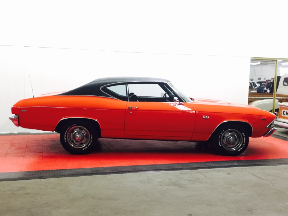 Used 1969 Chevrolet Chevelle SS396- Big block with SS emblems | Mundelein, IL