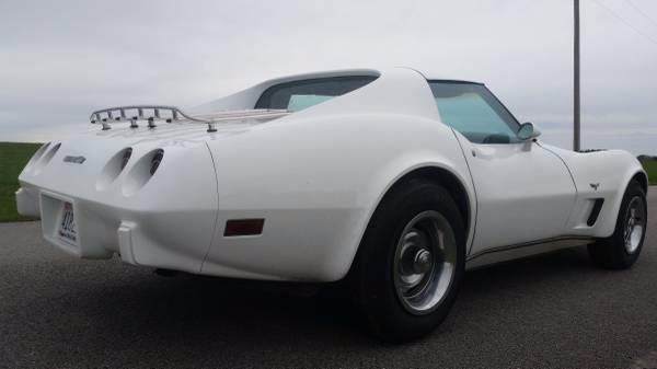 Used 1977 Chevrolet Corvette -NEW PAINT JOB- | Mundelein, IL