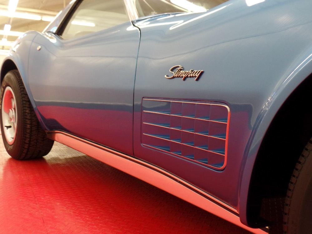 Used 1970 Chevrolet Corvette SHARP CONVERTIBLE-FACTORY CODE 976--Mulsanne Blue | Mundelein, IL
