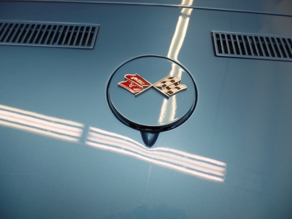 Used 1970 Chevrolet Corvette SHARP CONVERTIBLE-FACTORY CODE 976--Mulsanne Blue | Mundelein, IL