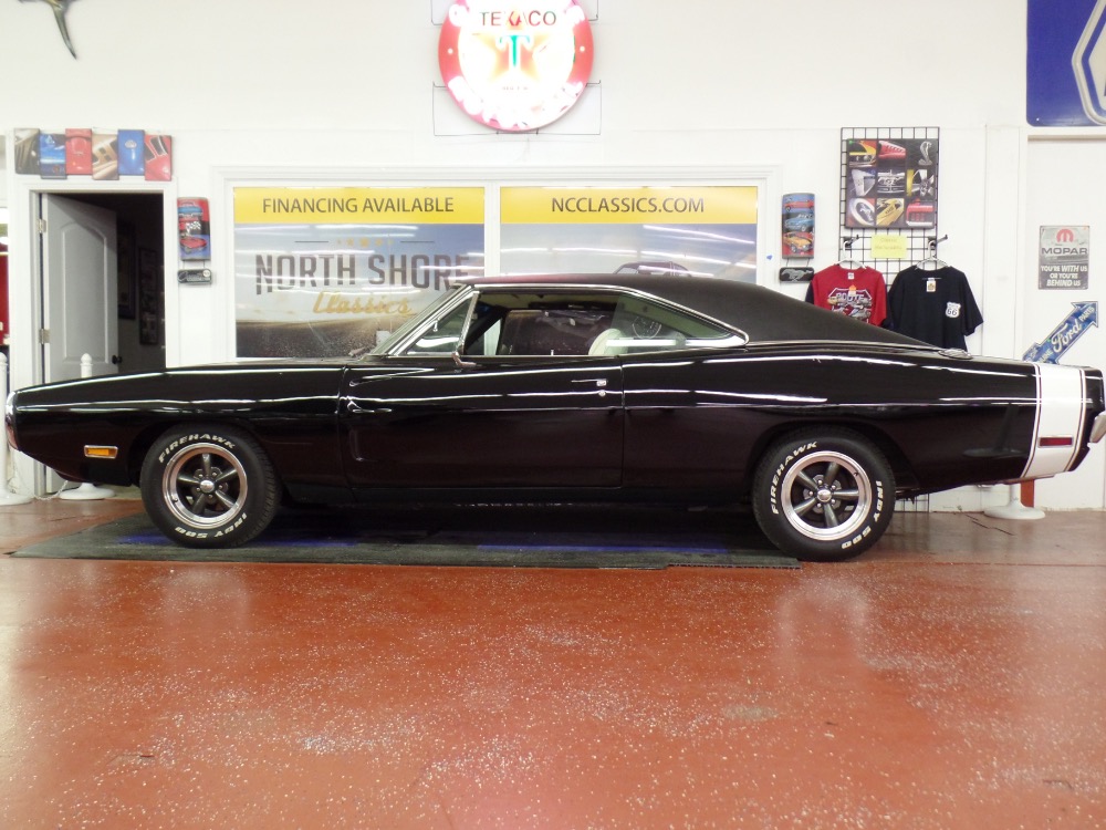 Used 1970 Dodge Charger -PAINT IS REAL NICE-DRIVES EXCELLENT-MOPAR AT ITS FINEST!- SEE VIDEO | Mundelein, IL