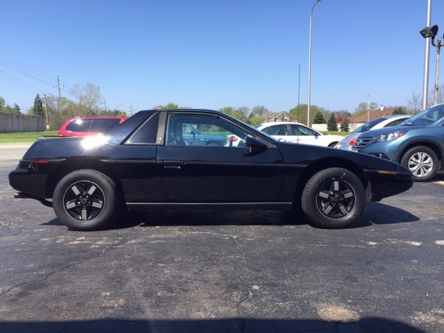 Used 1984 Pontiac Fiero -THE ULTIMATE SLEEPER ZZ1-SEE VIDEO- | Mundelein, IL