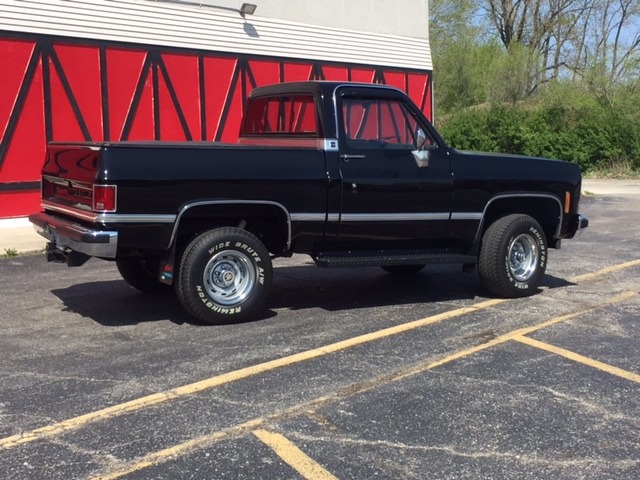 Used 1977 Chevrolet Pickup BIG PRICE DROP-SUPER CLEAN-4X4-SEE VIDEO | Mundelein, IL