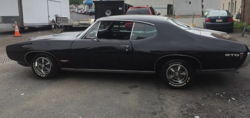 Used 1968 Pontiac GTO Starlight Black on Black-400-Tri Power-with 4 Speed- | Mundelein, IL