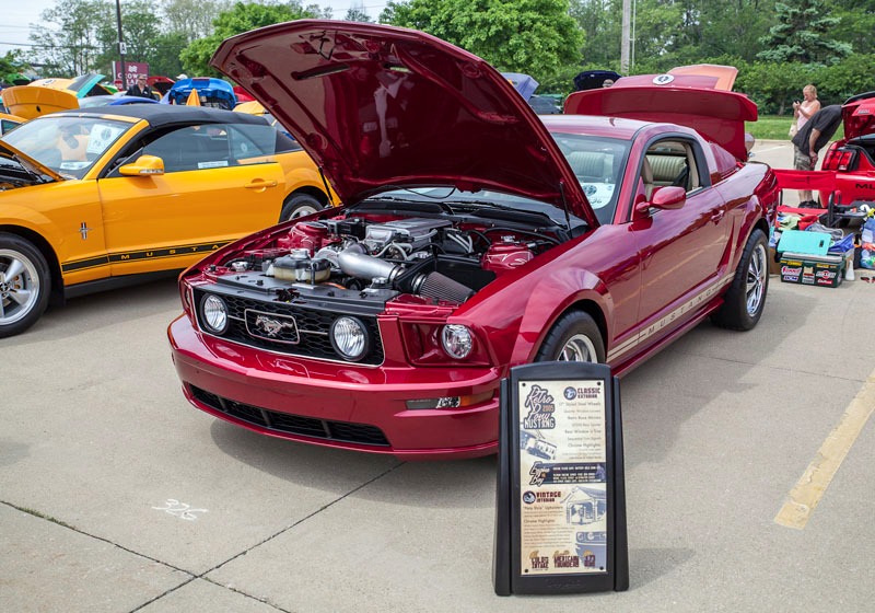 Used 2005 Ford Mustang Very Clean- | Mundelein, IL