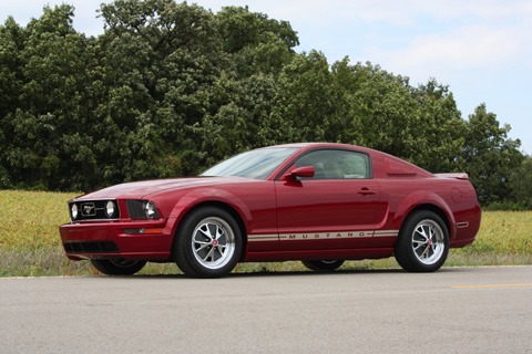 Used 2005 Ford Mustang Very Clean- | Mundelein, IL