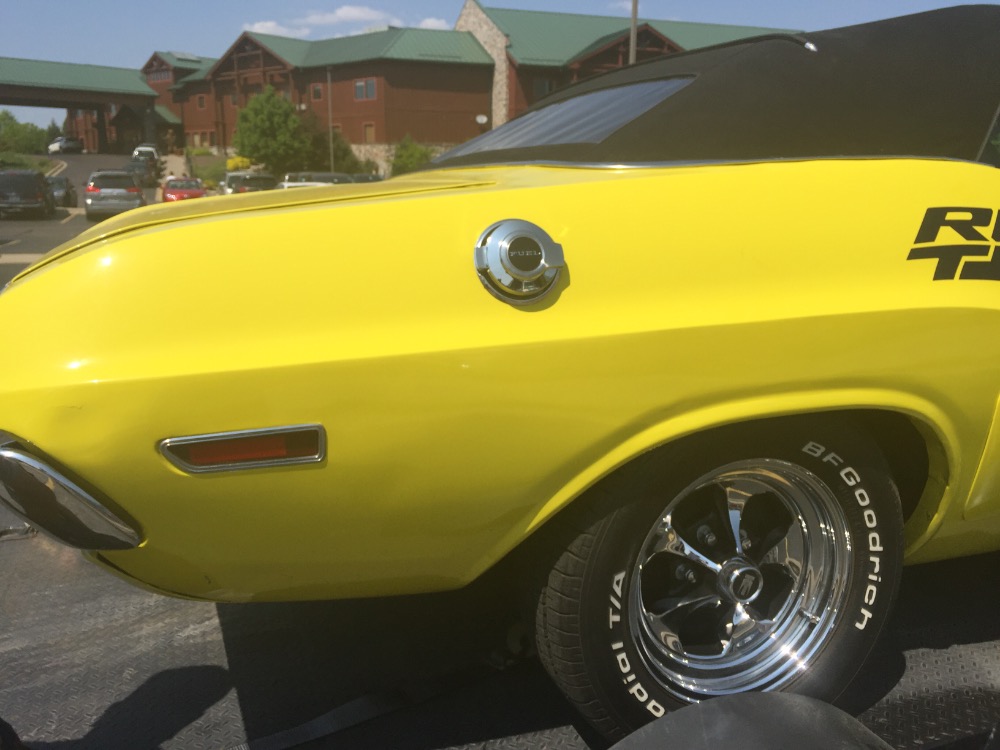 Used 1971 Dodge Challenger R/T Tribute convertible-Lemon Twist Yellow | Mundelein, IL