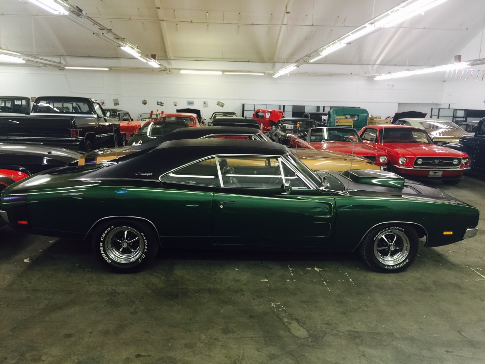 Used 1969 Dodge Charger Featured in Mopar Power Magazine- BUILD SHEET-R/T Emblems- Restored bad boy | Mundelein, IL