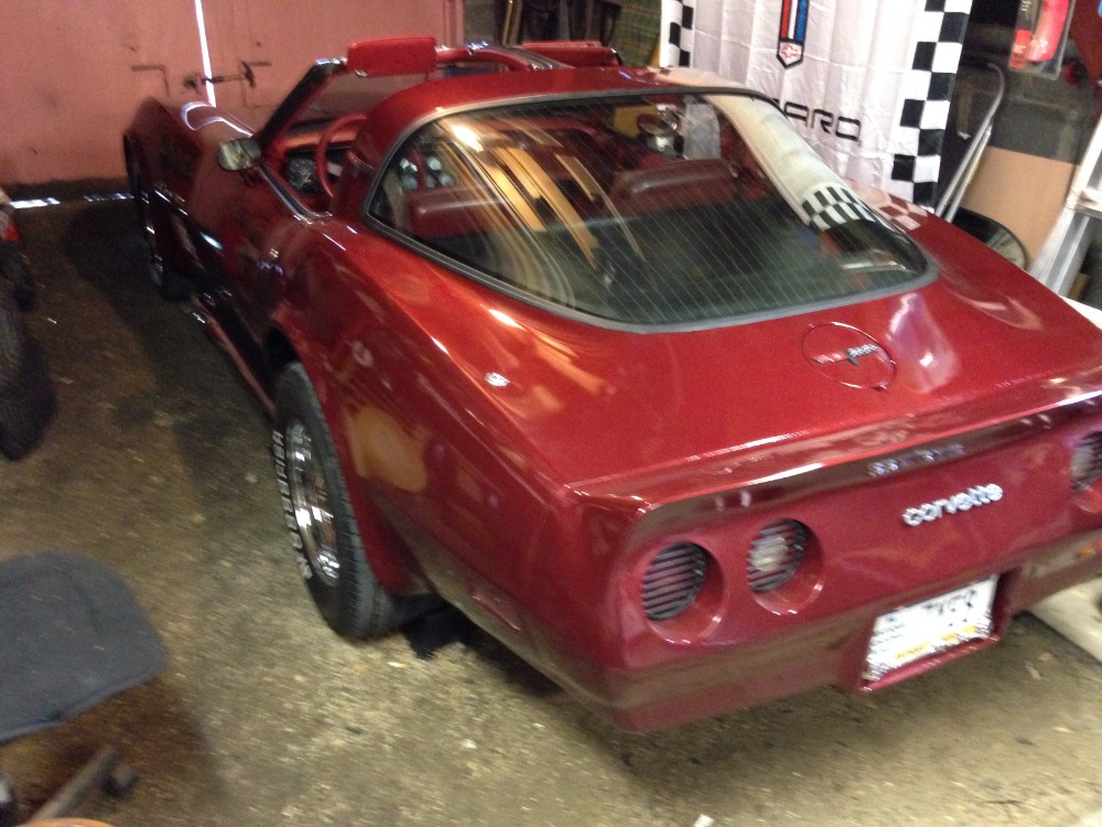Used 1981 Chevrolet Corvette -COKE BOTTLE VETTE- FRESH PAINT- CUSTOM INTERIOR- | Mundelein, IL