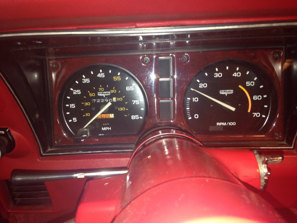 Used 1981 Chevrolet Corvette -COKE BOTTLE VETTE- FRESH PAINT- CUSTOM INTERIOR- | Mundelein, IL