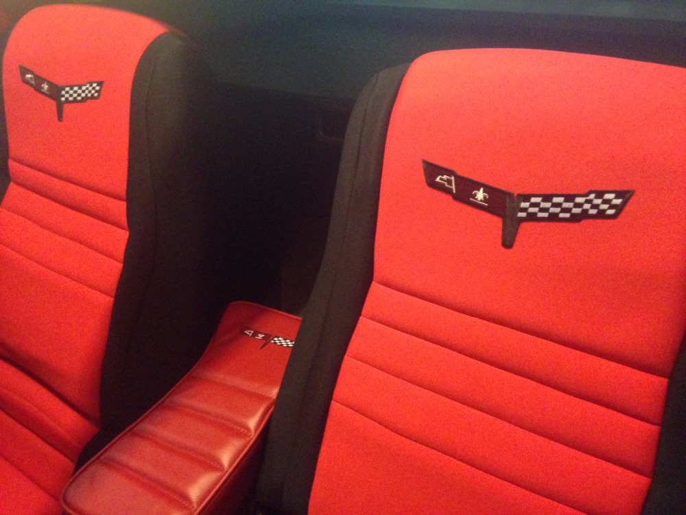 Used 1981 Chevrolet Corvette -COKE BOTTLE VETTE- FRESH PAINT- CUSTOM INTERIOR- | Mundelein, IL
