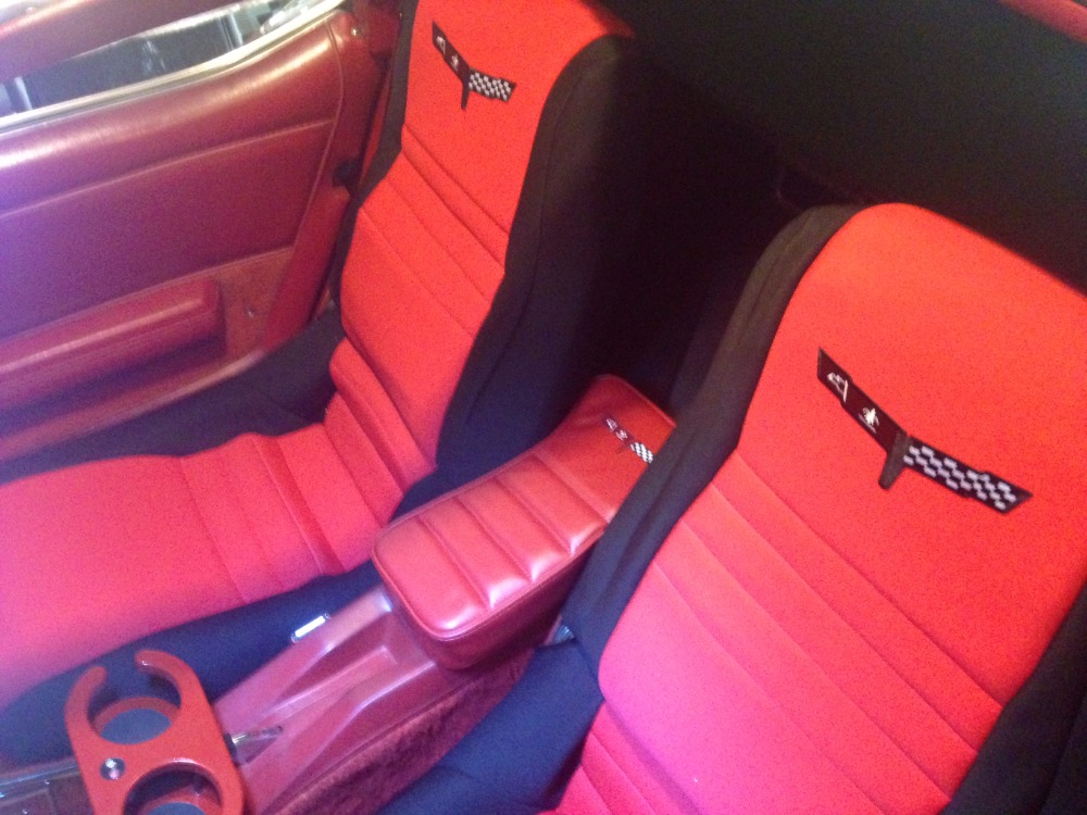 Used 1981 Chevrolet Corvette -COKE BOTTLE VETTE- FRESH PAINT- CUSTOM INTERIOR- | Mundelein, IL