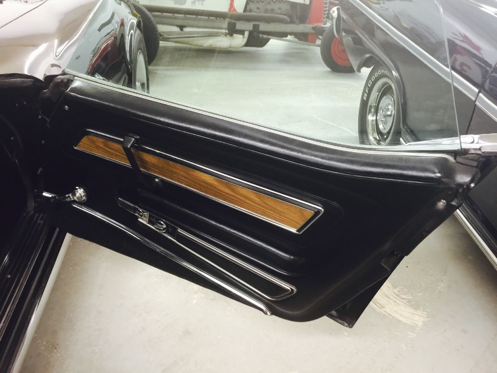 Used 1970 Chevrolet Corvette -SUMMER FUN-NUMBERS MATCHING-4 SPEED STINGRAY-CONVERTIBLE | Mundelein, IL