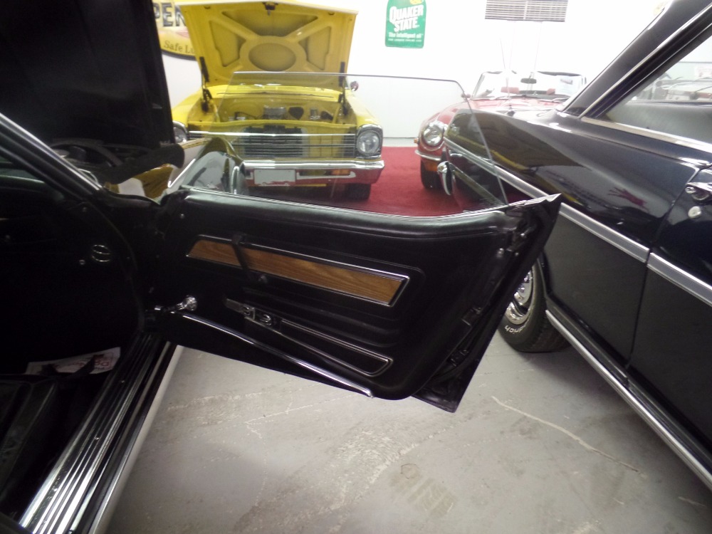 Used 1970 Chevrolet Corvette -SUMMER FUN-NUMBERS MATCHING-4 SPEED STINGRAY-CONVERTIBLE | Mundelein, IL