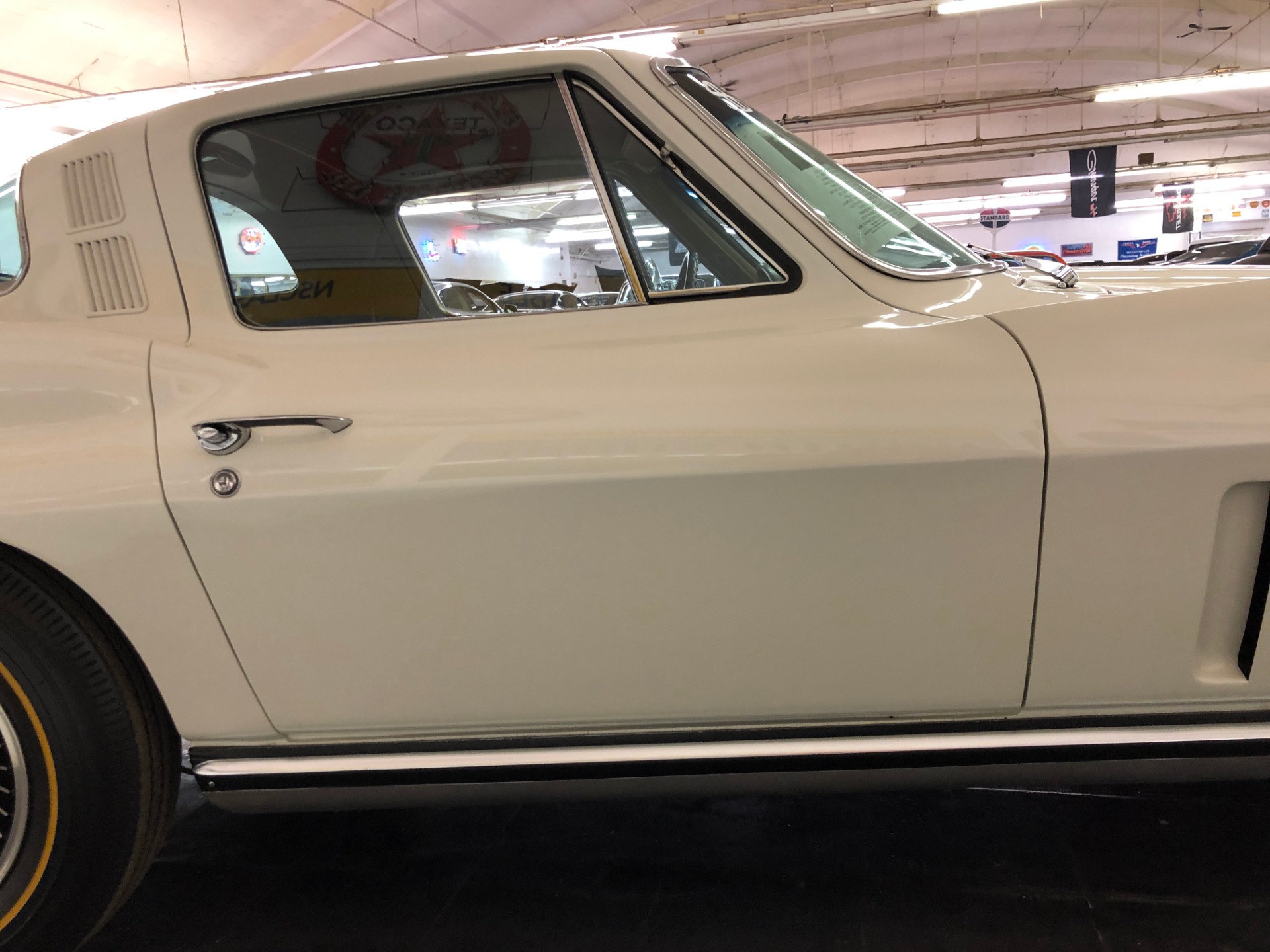 Used 1965 Chevrolet Corvette -DISCOUNT PRICE - ORIGINAL INTERIOR- NUMBERS MATCHING | Mundelein, IL
