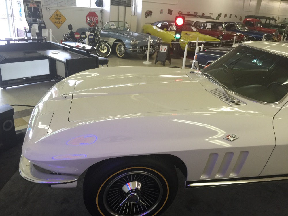 Used 1965 Chevrolet Corvette -DISCOUNT PRICE - ORIGINAL INTERIOR- NUMBERS MATCHING | Mundelein, IL
