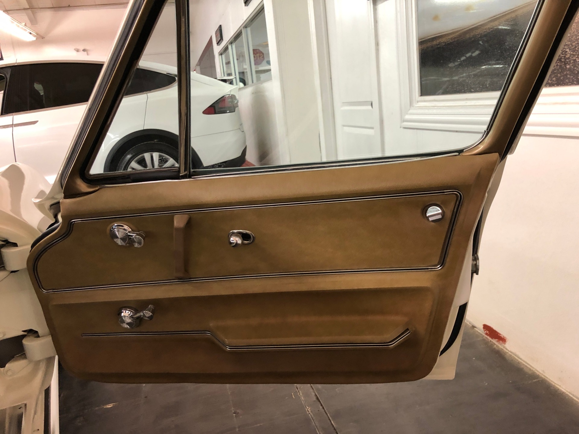 Used 1965 Chevrolet Corvette -DISCOUNT PRICE - ORIGINAL INTERIOR- NUMBERS MATCHING | Mundelein, IL