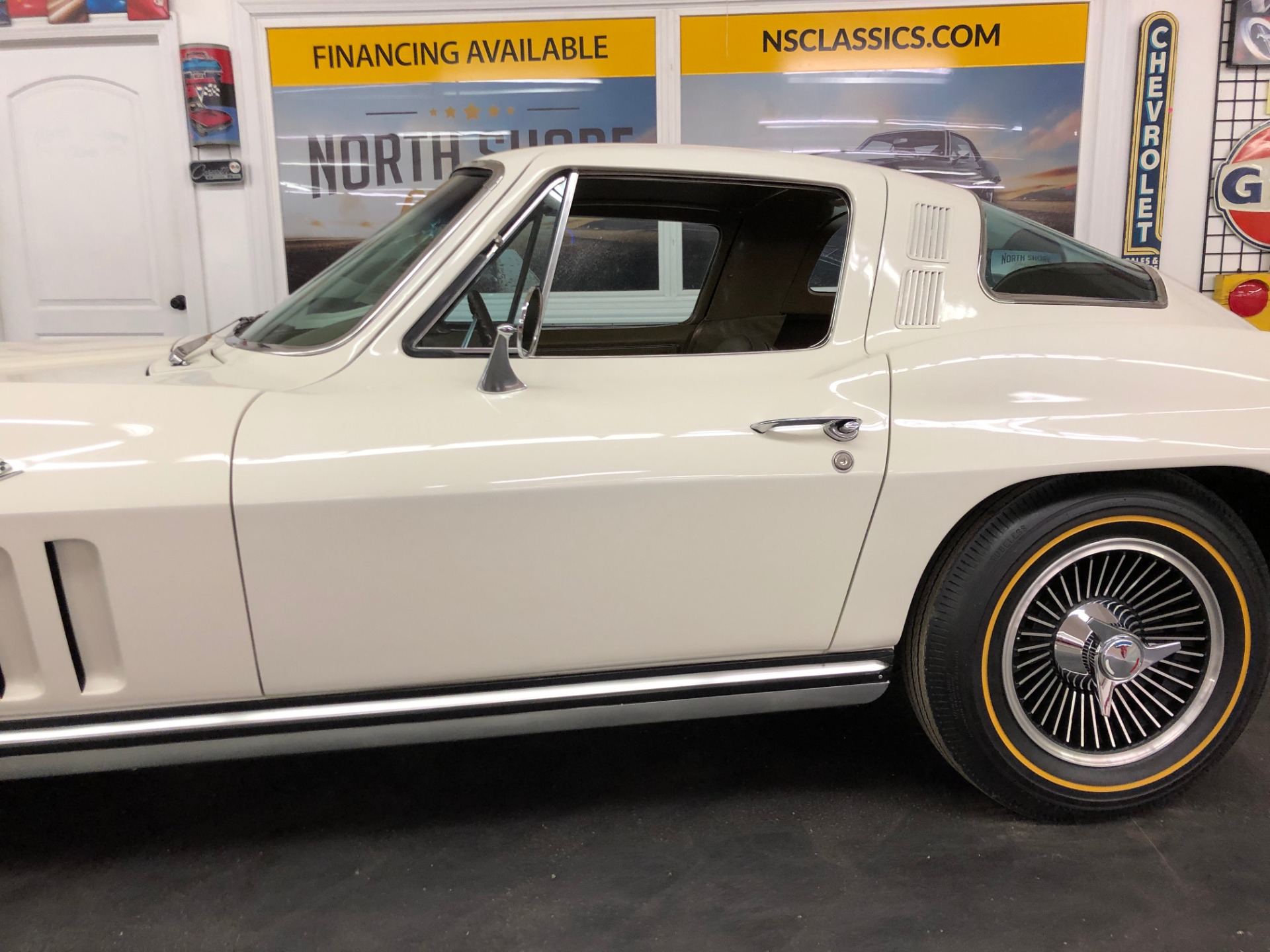 Used 1965 Chevrolet Corvette -DISCOUNT PRICE - ORIGINAL INTERIOR- NUMBERS MATCHING | Mundelein, IL