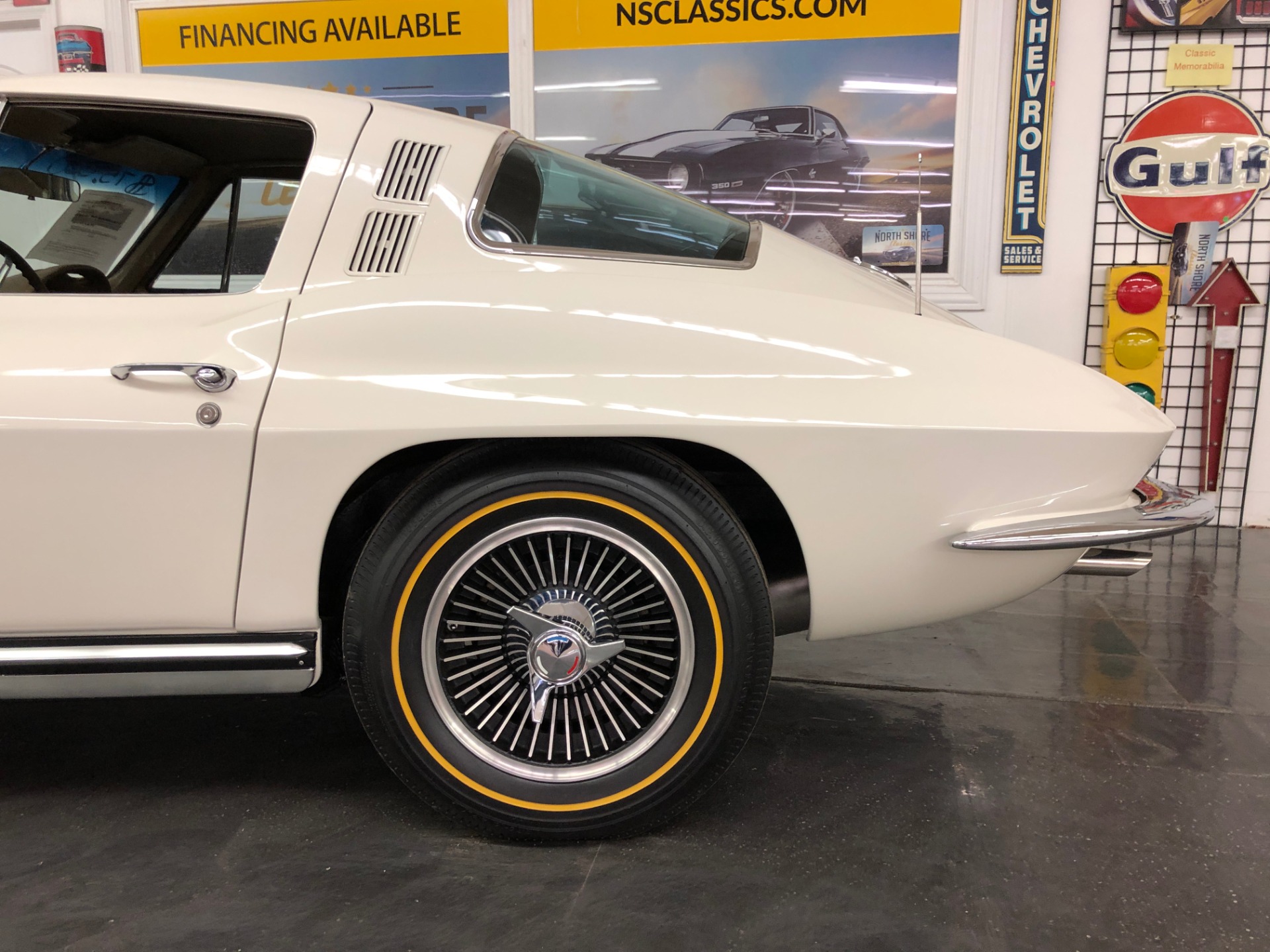Used 1965 Chevrolet Corvette -DISCOUNT PRICE - ORIGINAL INTERIOR- NUMBERS MATCHING | Mundelein, IL