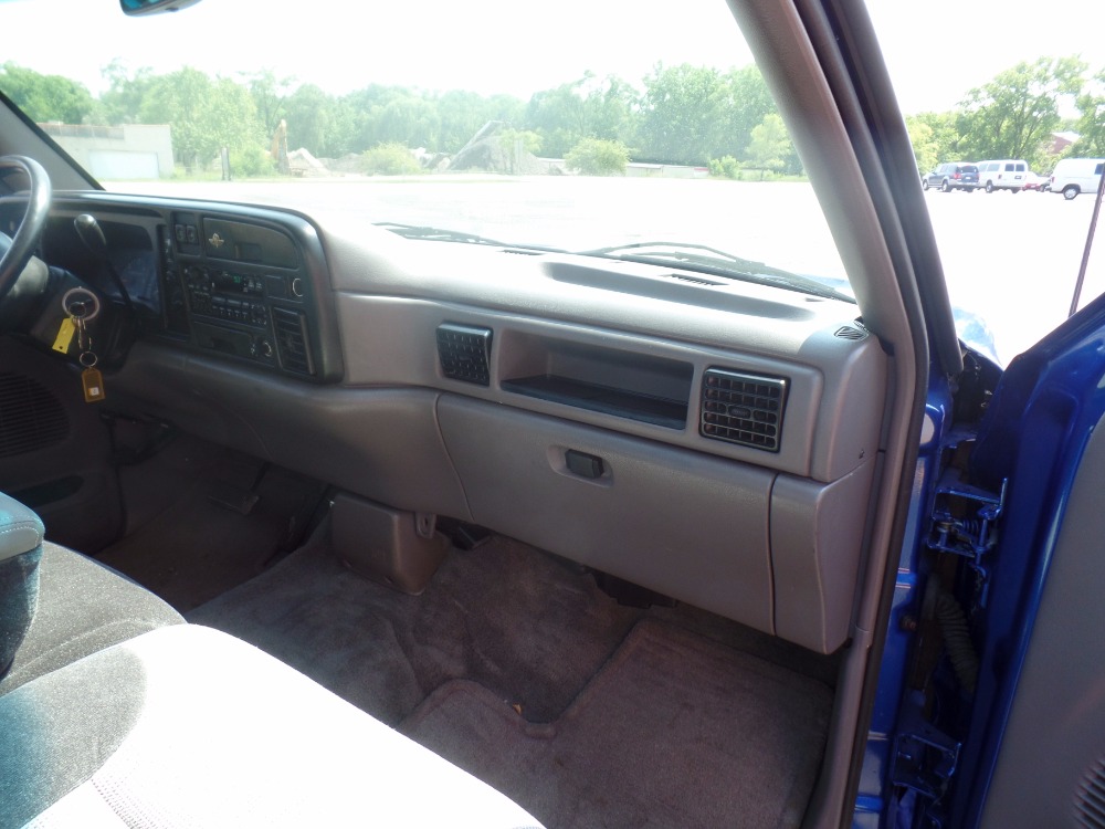 Used 1996 Dodge Ram -EYE IT, TRY IT, BUY IT-VIPER BLUE-1996 Indianapolis 500- SEE VIDEO | Mundelein, IL
