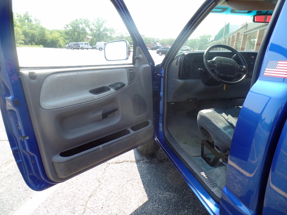 Used 1996 Dodge Ram -EYE IT, TRY IT, BUY IT-VIPER BLUE-1996 Indianapolis 500- SEE VIDEO | Mundelein, IL