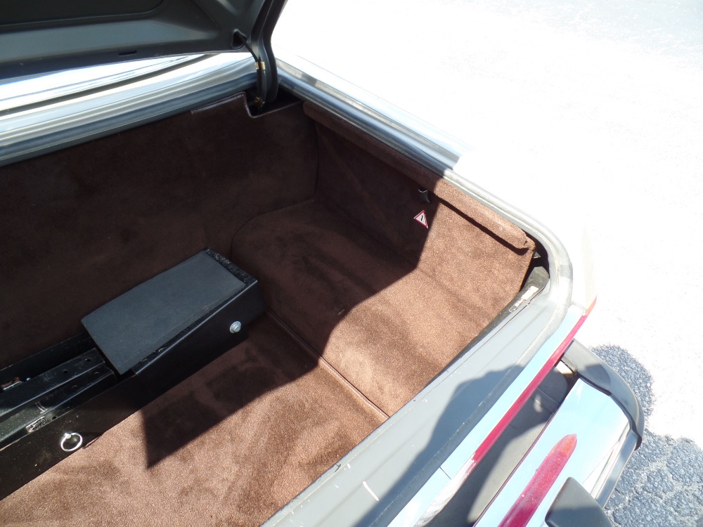 Used 1989 Mercedes Benz 560SL WELL MAINTAINED - SEE VIDEO | Mundelein, IL