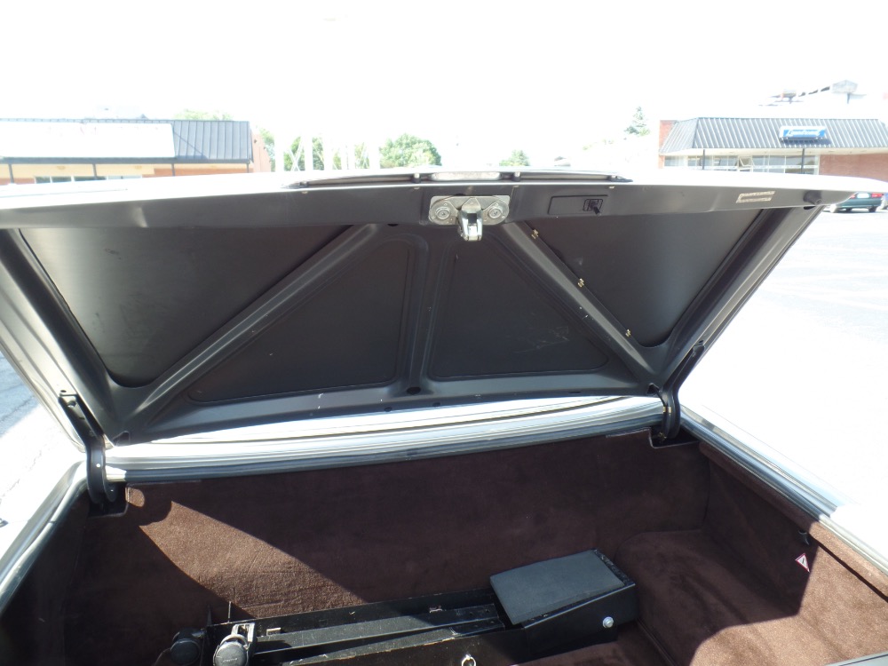 Used 1989 Mercedes Benz 560SL WELL MAINTAINED - SEE VIDEO | Mundelein, IL