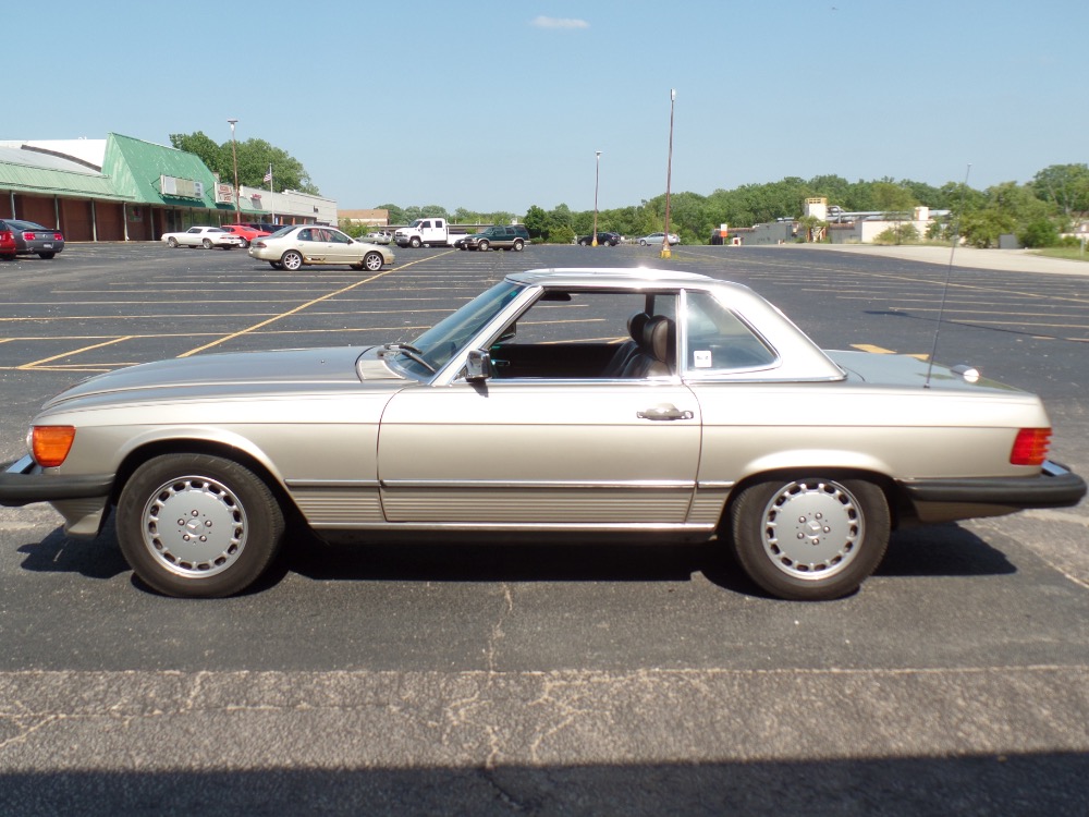 1989 Mercedes Benz 560SL WELL MAINTAINED - SEE VIDEO Stock ...