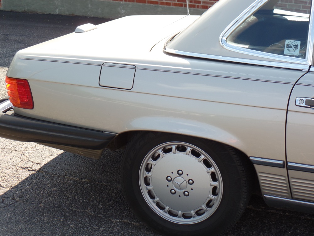 Used 1989 Mercedes Benz 560SL WELL MAINTAINED - SEE VIDEO | Mundelein, IL