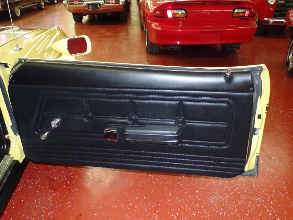 Used 1971 Ford Mustang 5 Speed Manual Coupe-Real Nice Condition | Mundelein, IL