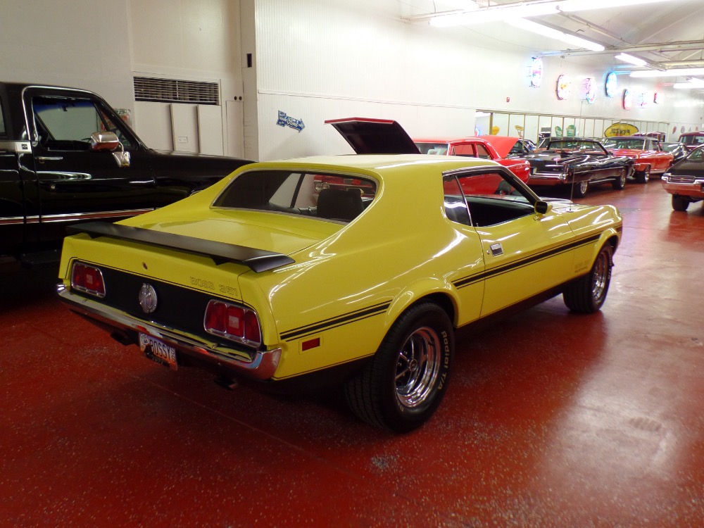 Used 1971 Ford Mustang 5 Speed Manual Coupe-Real Nice Condition | Mundelein, IL
