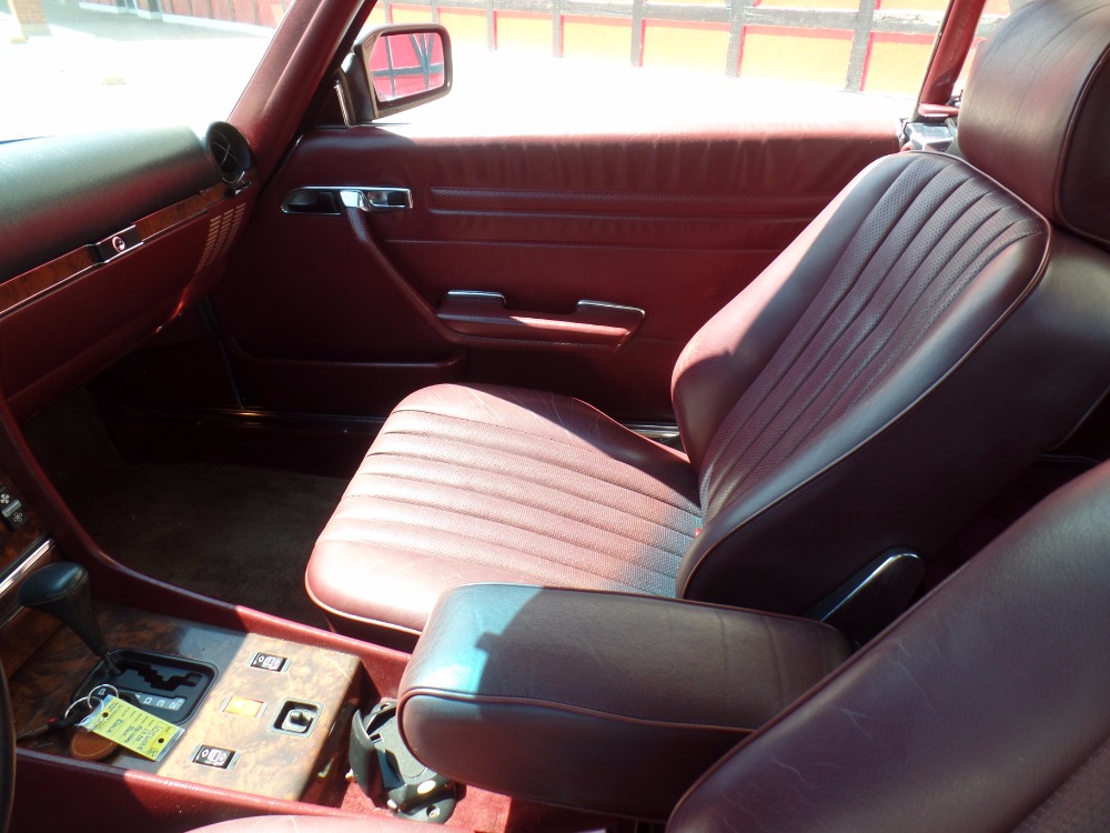 Used 1989 Mercedes Benz 560 SL - SWEET RIDE-2 TOPS-CONVERTIBLE & HARDTOP- | Mundelein, IL