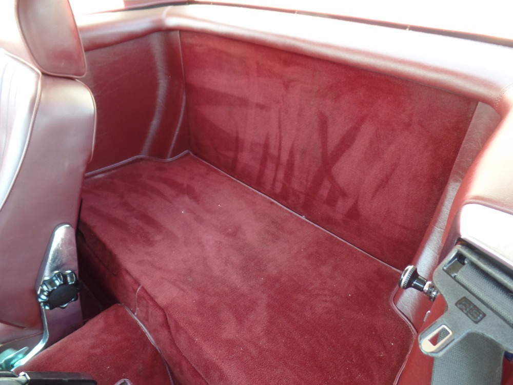 Used 1989 Mercedes Benz 560 SL - SWEET RIDE-2 TOPS-CONVERTIBLE & HARDTOP- | Mundelein, IL
