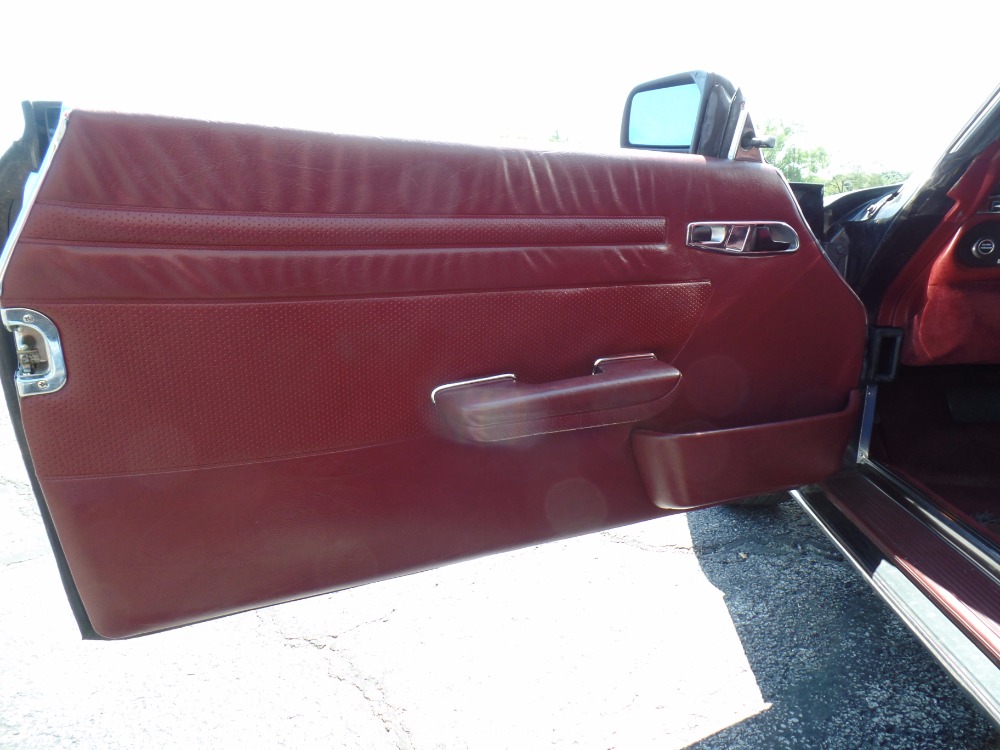 Used 1989 Mercedes Benz 560 SL - SWEET RIDE-2 TOPS-CONVERTIBLE & HARDTOP- | Mundelein, IL