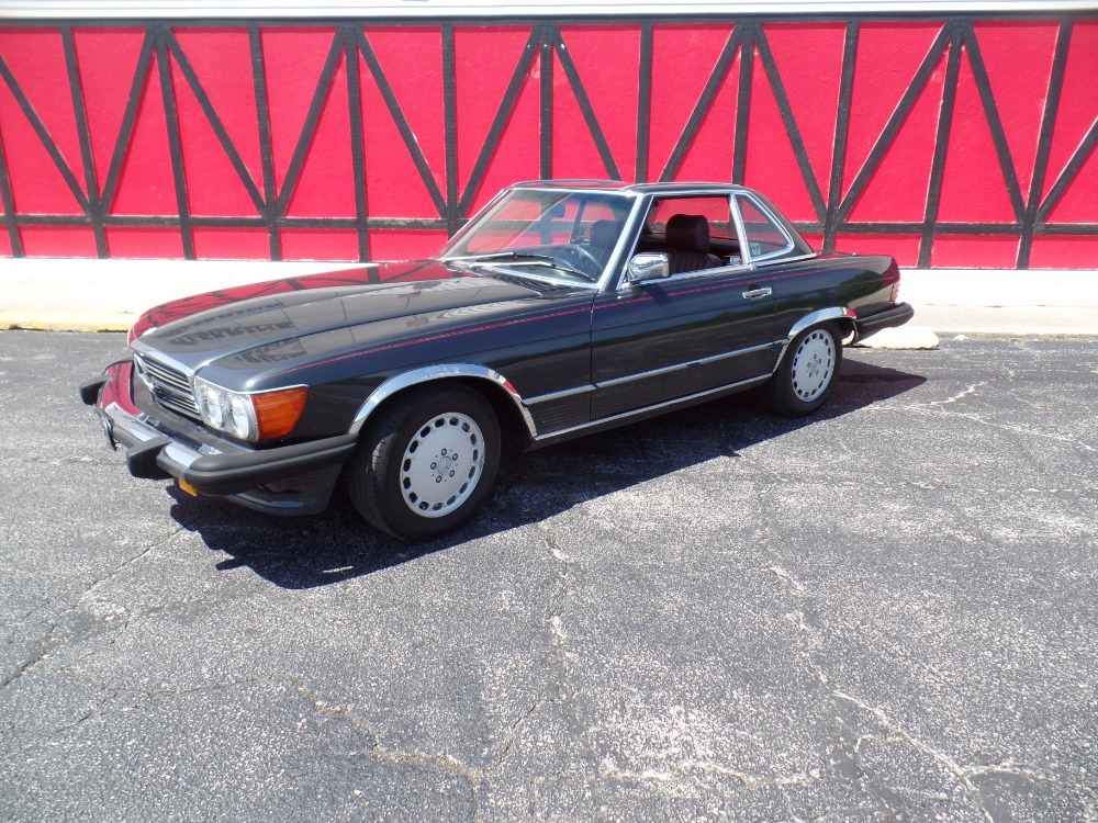 Used 1989 Mercedes Benz 560 SL - SWEET RIDE-2 TOPS-CONVERTIBLE & HARDTOP- | Mundelein, IL