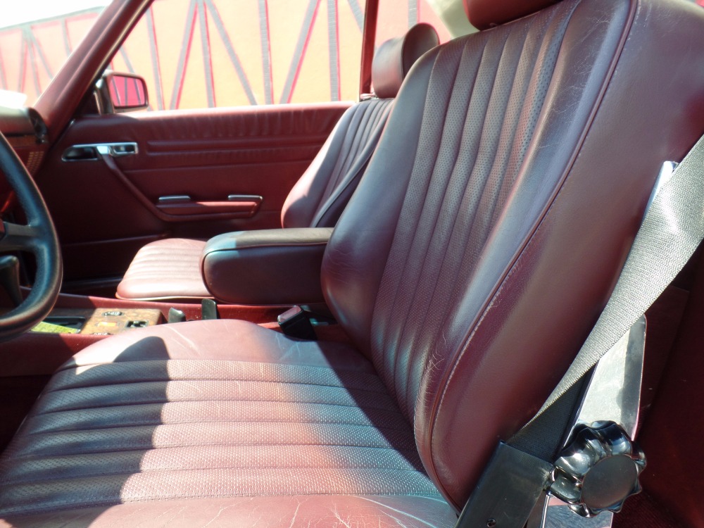 Used 1989 Mercedes Benz 560 SL - SWEET RIDE-2 TOPS-CONVERTIBLE & HARDTOP- | Mundelein, IL