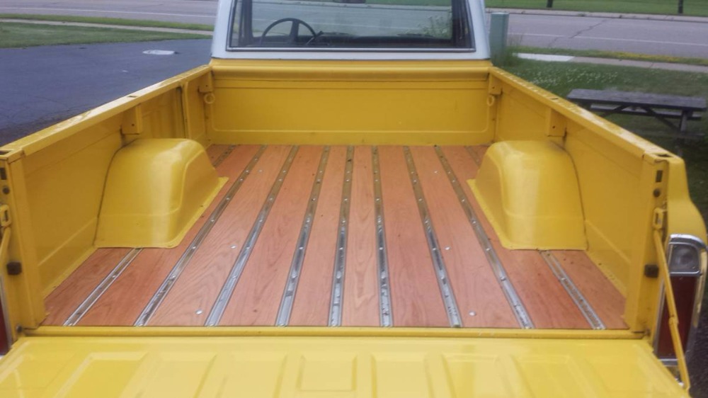 Used 1970 Chevrolet C10 -NUMBERS MATCHING PICK-UP- BRAND NEW INTERIOR- | Mundelein, IL