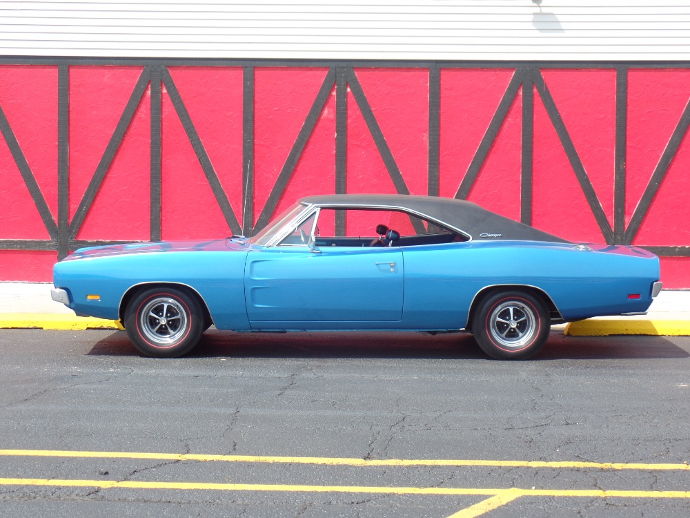 Used 1969 Dodge Charger -NUMBERS MATCHING 383 BIG BLOCK MOPAR-SEE VIDEO | Mundelein, IL