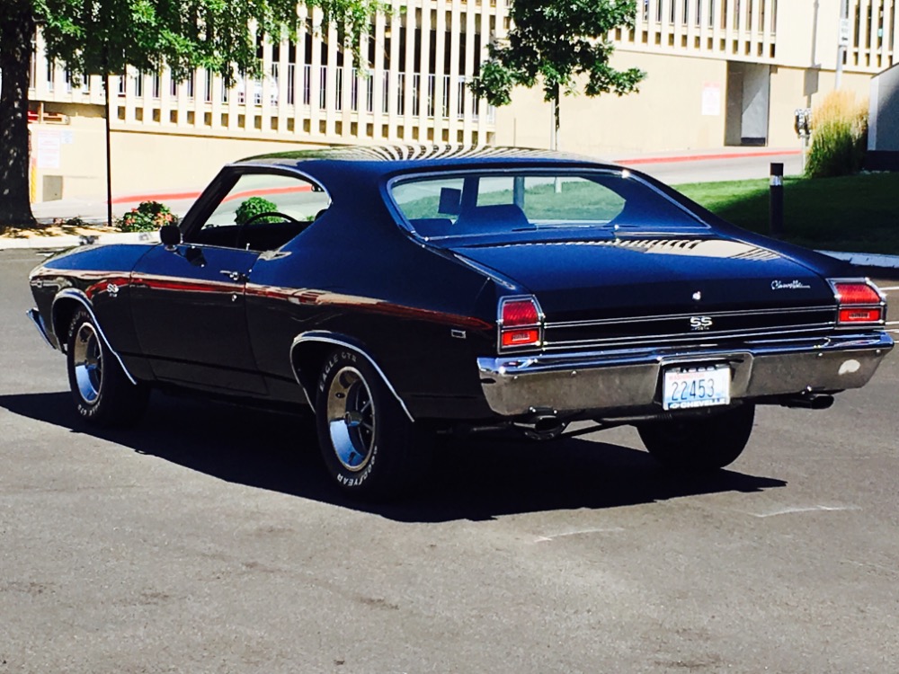 Used 1969 Chevrolet Chevelle Real SS-Hi End Restoration-Frame Off-Show Quality Condition-SEE VIDEO | Mundelein, IL