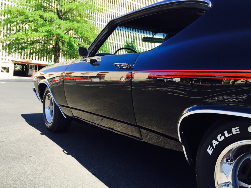 Used 1969 Chevrolet Chevelle Real SS-Hi End Restoration-Frame Off-Show Quality Condition-SEE VIDEO | Mundelein, IL
