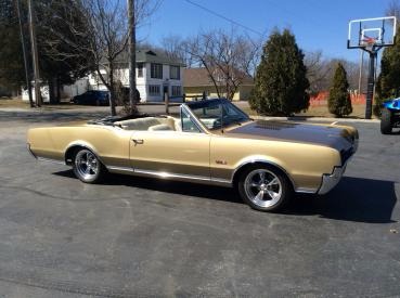 Used 1967 Oldsmobile 442 -CUTLASS- BORED OVER-CONVERTIBLE- | Mundelein, IL