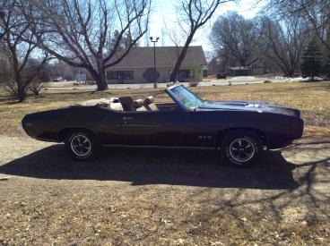 Used 1969 Pontiac GTO - NUMBERS MATCHING- FULL RESTO-ONE OWNER | Mundelein, IL