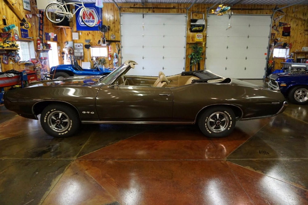 Used 1969 Pontiac GTO - NUMBERS MATCHING- FULL RESTO-ONE OWNER | Mundelein, IL